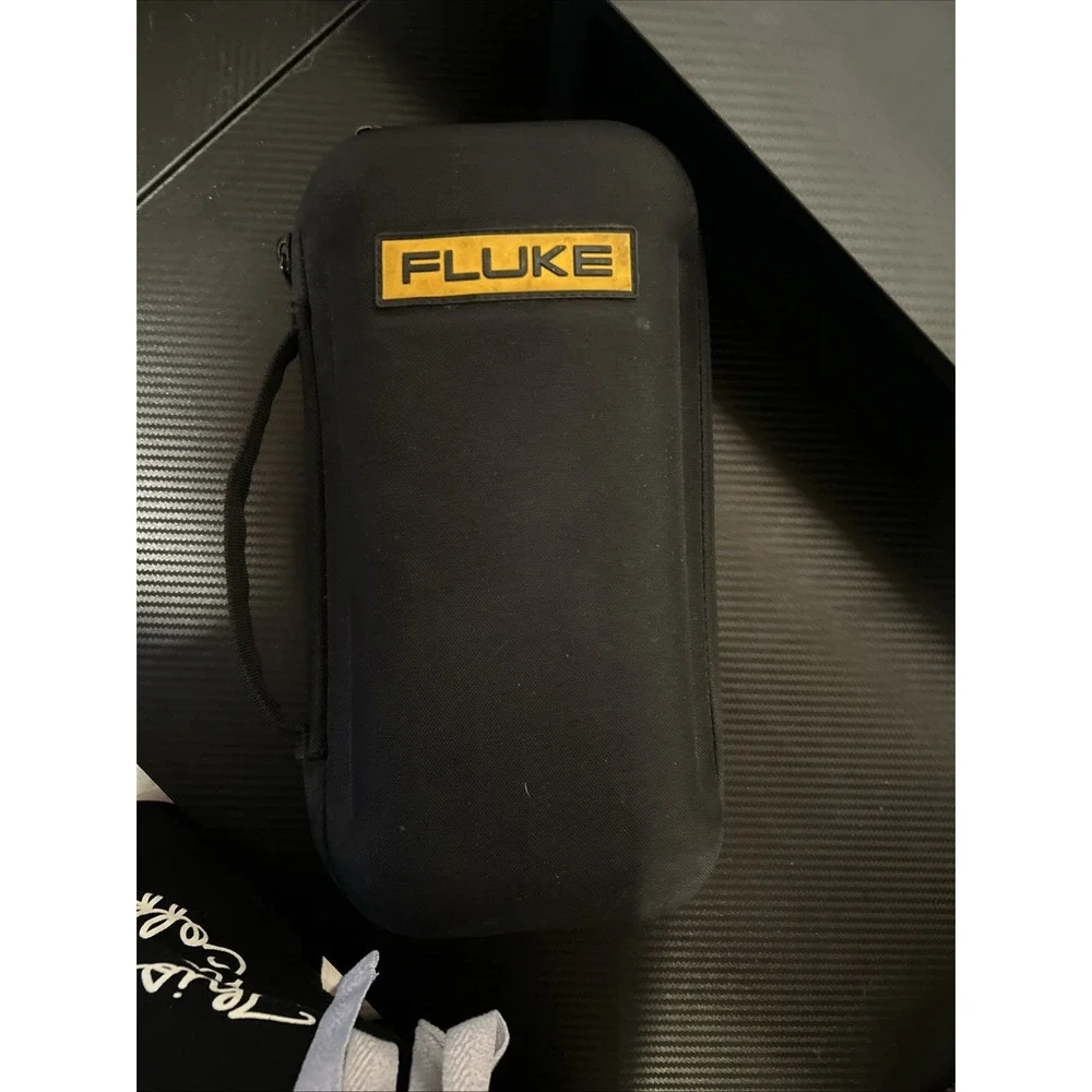 Fluke 1587 FC 2-in-1 Insulation Multimeter True-RMS Fluke Connect Tester